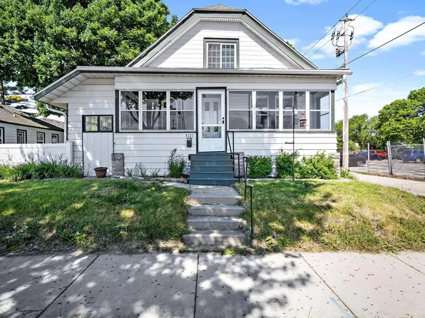 3121 South Brust AVENUE, Milwaukee, WI 53207