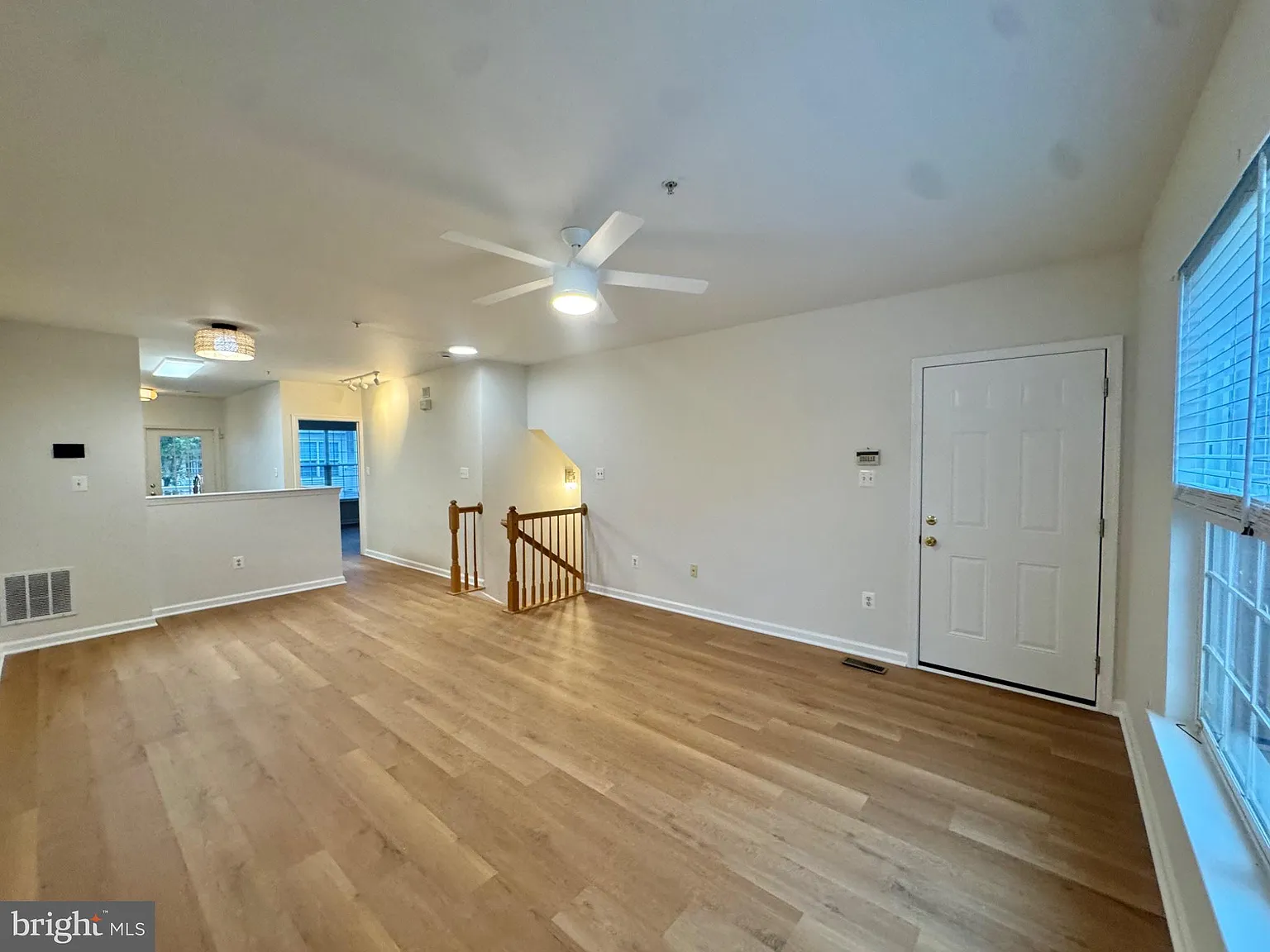 2 bed, 2.0 bath, 1120 sqft, $2,300 — Photo 4