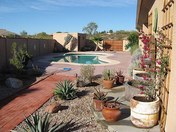 Courtyard w/New Pool