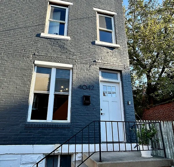 4042 Geneva St — Photo 3