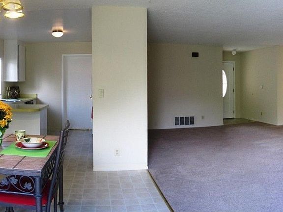2nd image of 17070 Aspen Way