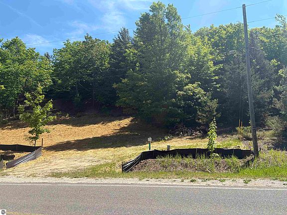 3rd image of 9394 E Hoxie Rd