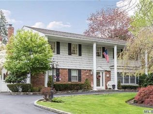 14 Rowena Ln, East Northport, NY 11731