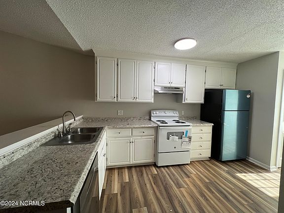 4th image of 3309 N Fields Street
