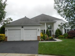 13 Ridgeview Ct, Manchester, NJ 08759