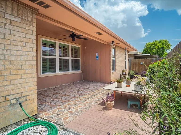 2309 Yarrow St — Photo 16
