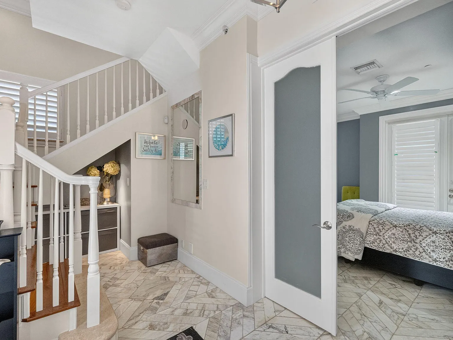 3 bed, 3.5 bath, 1900 sqft, $6,500 — Photo 2
