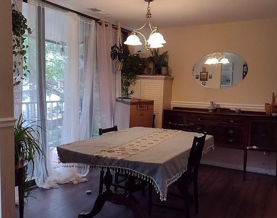 5th image of 481 N Armistead St APT 301