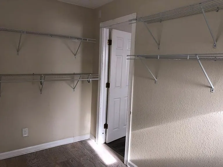 3361 Orion Ave — Photo 6