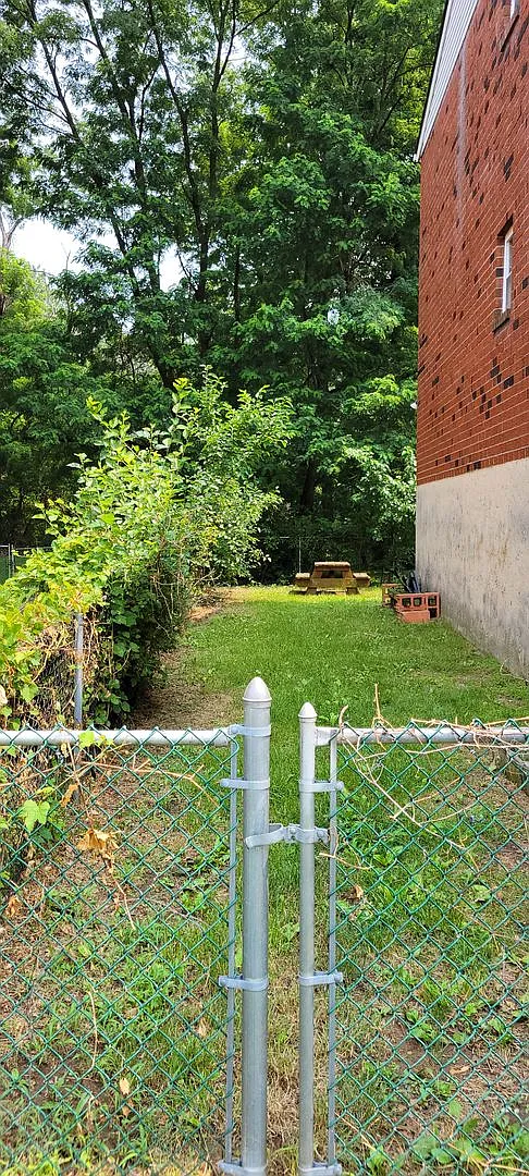 9479 Woodbridge Rd. — Photo 4