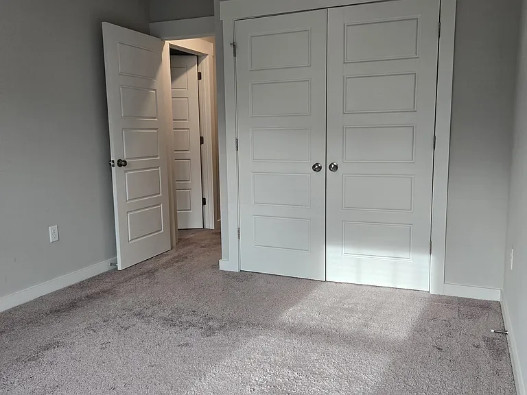 326 Lydia Dr — Photo 29