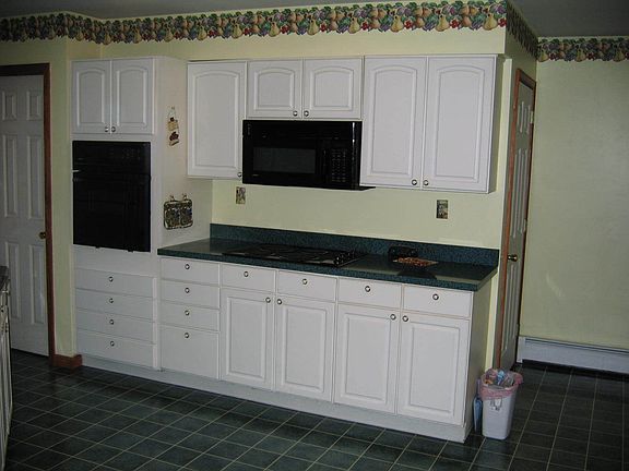 Range, Oven and Microwave