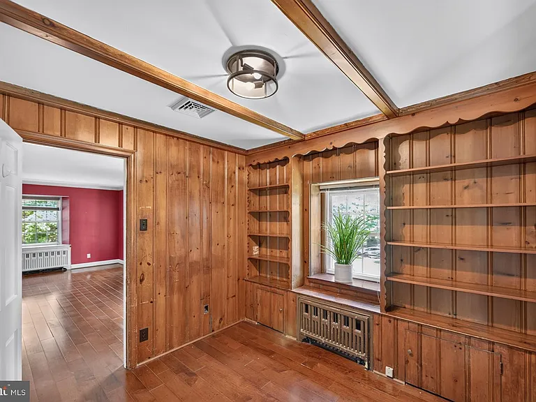 1512 Wilson St — Photo 13