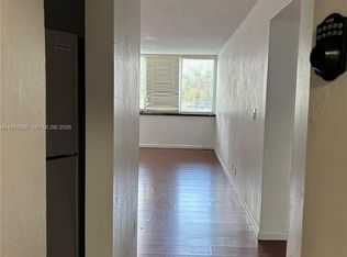 9143 SW 77th Ave APT B204, Miami, FL 33156