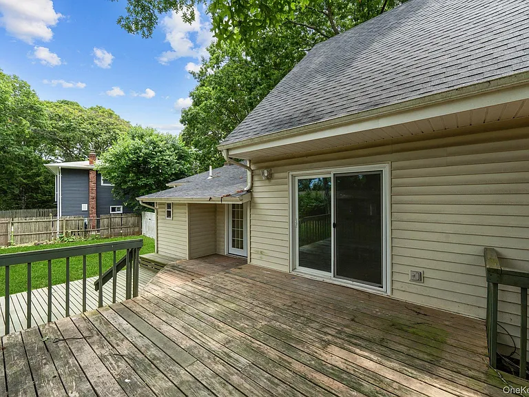 241 Pawnee Ave — Photo 15