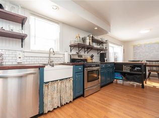 553 Haverstraw Rd, Montebello, NY 10901