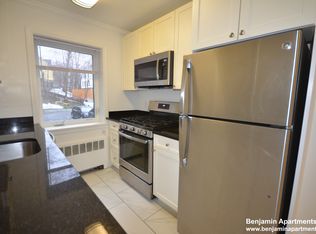 84 Saint Paul St #7, Brookline, MA 02446