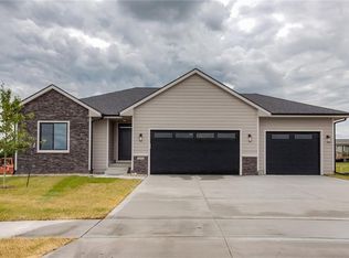 3511 NW 25th St, Ankeny, IA 50023