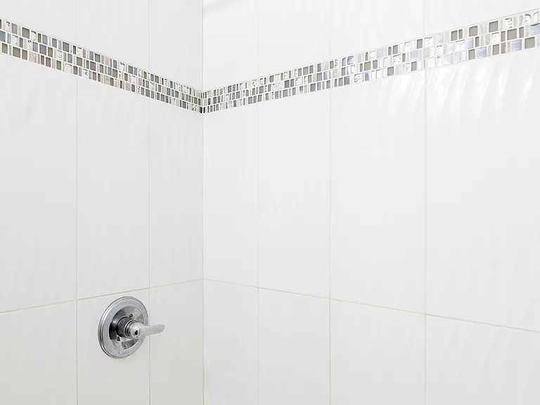 67 Jewel St #2R — Photo 12