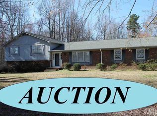 6184 Riverdale Dr, High Point, NC 27263