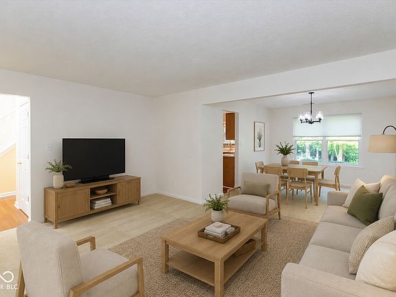 4th image of 3387 Pineleigh Way