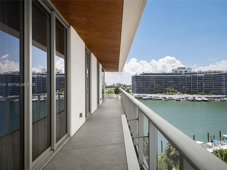 6800 Indian Creek Dr #4D — Photo 34