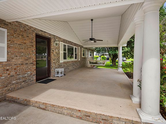 3rd image of 4213 Felty Dr