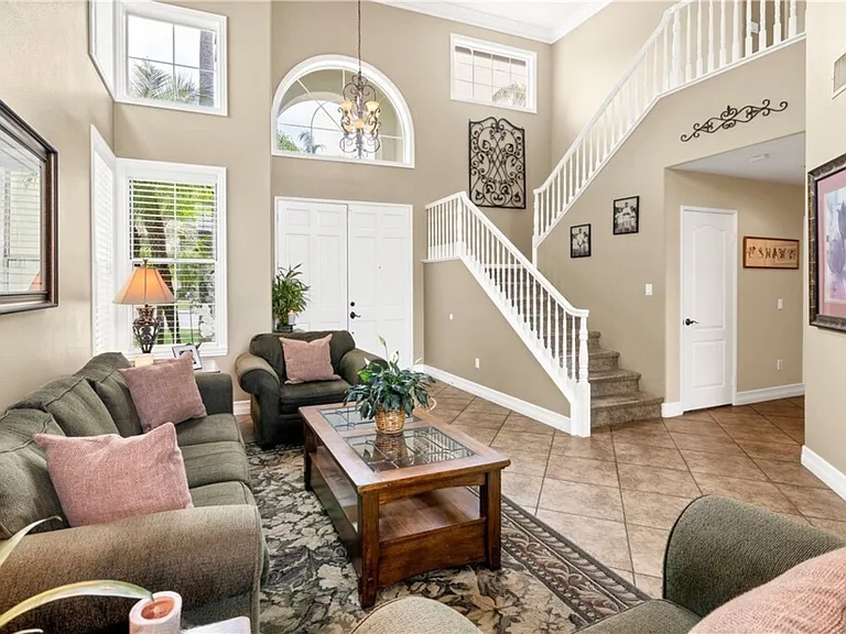 27320 Ocean Dunes St — Photo 17
