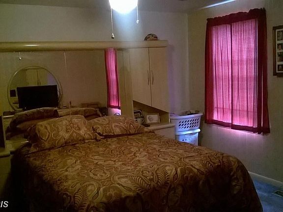 Bedroom (Master)