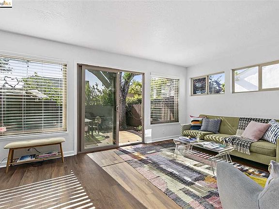 3rd image of 639 33rd St