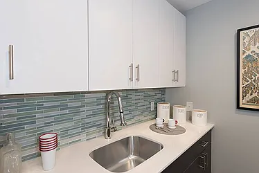 Rented by The Marketing Directors (Arias)