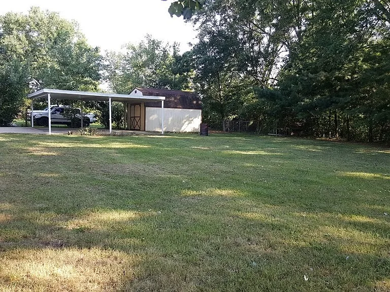 70 Veldt Ln — Photo 26