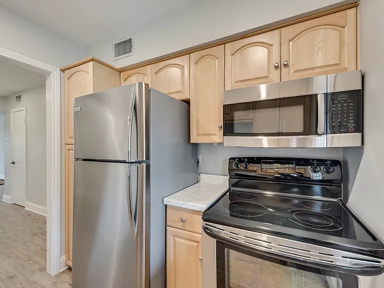 4211 Newton Ave #211 — Photo 12