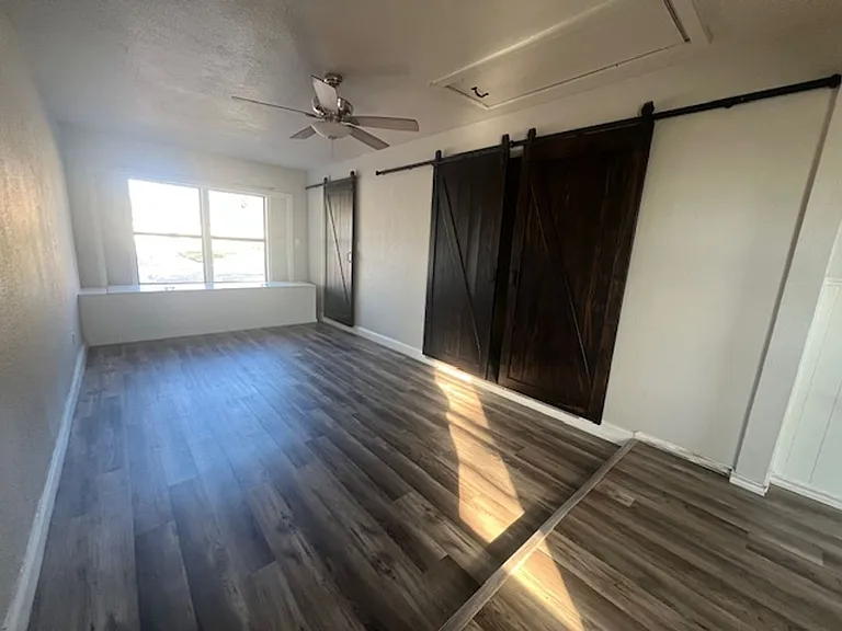 5325 Fairmont St — Photo 8