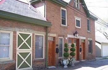 1st image of 125 Lundy St