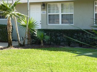 1904 Ridge Rd, North Palm Beach, FL 33408