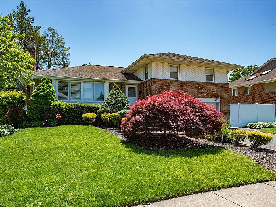 1st image of 2040 Stratford Drive