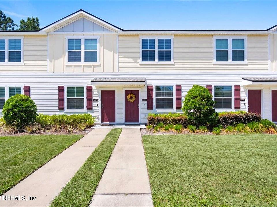 1st image of 575 OAKLEAF PLANTATION Parkway #1803