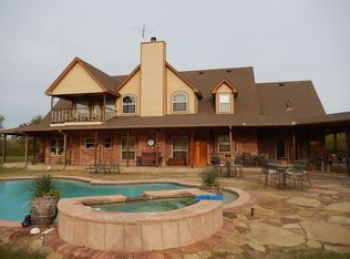 6108 Country Hills Ct, Fort Worth, TX 76140