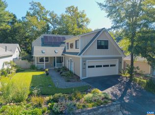 1467 Monterey Dr, Charlottesville, VA