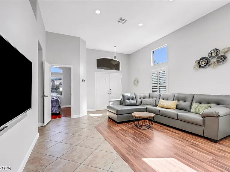 7855 Windward Rd — Photo 5