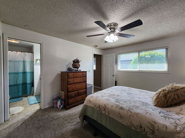 988 Nandina Ct NE, Keizer, OR 97303