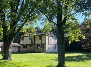 247 Red Pine Cir, Hudson, WI 54016