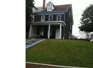 8 Hanover St, Pemberton, NJ 08068