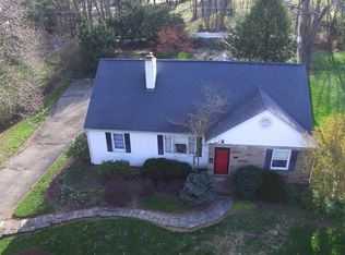 3726 Edgehill Cir NW, Canton, OH