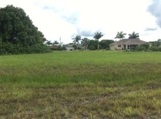 2812 NW 5th St, Cape Coral, FL 33993