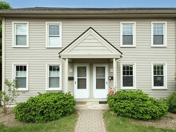 30 Adams St #30, Easthampton, MA 01027