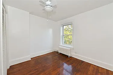 Rented by R New York