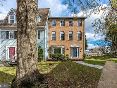 2001 N Brandywine St, Arlington, VA, 22207