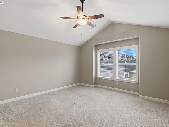 4th image of 4307 NW Sage Loop